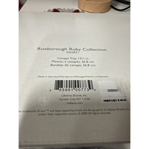 Mikasa Celebrations Roxborough Ruby Tray Platter - Picture 5 of 5